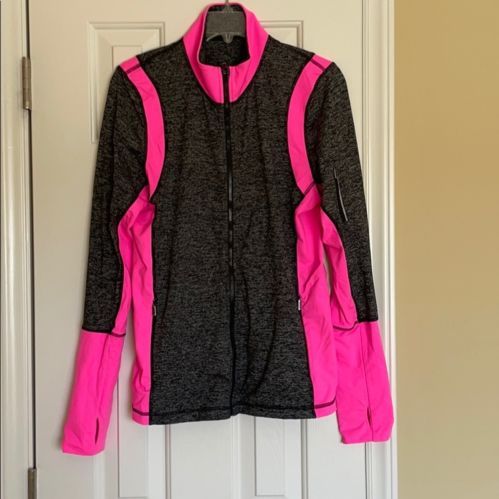 Workout zip up